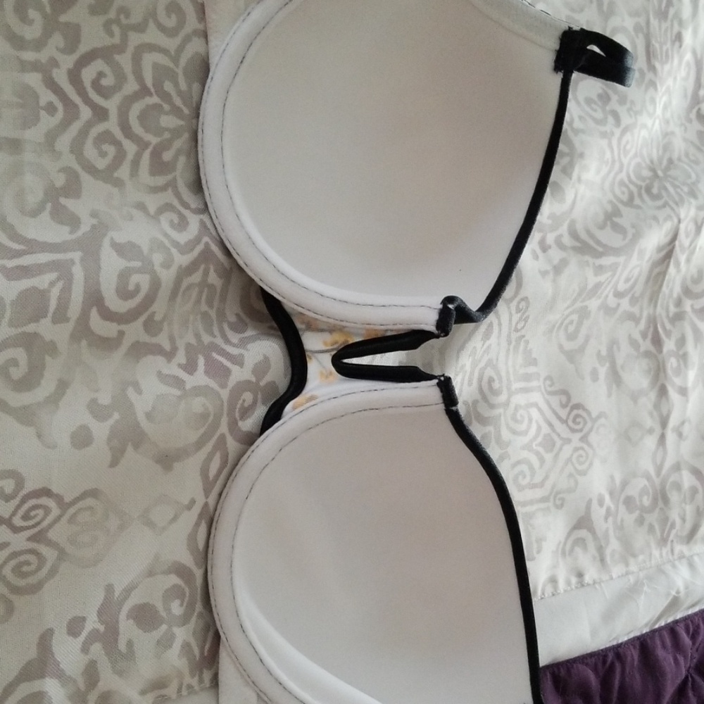 Cacique Bra - Picture 2 of 4